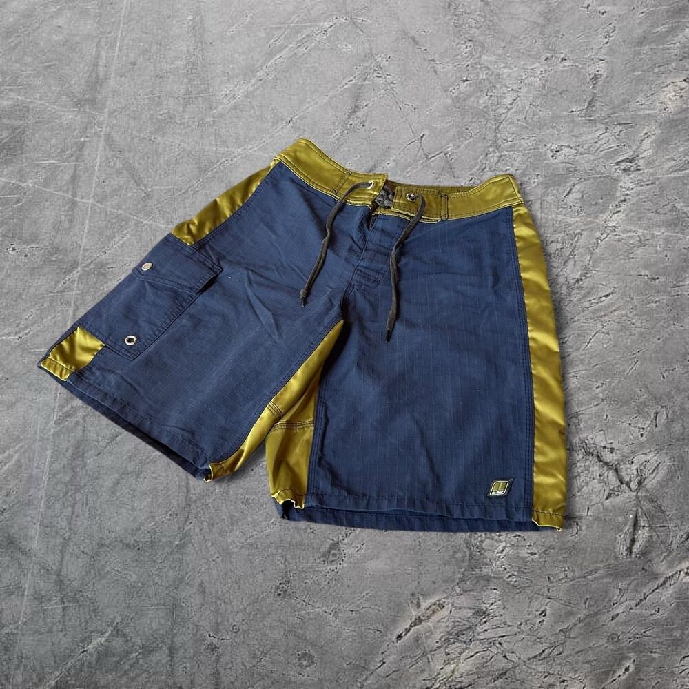 No Fear VTG 90s Y2K baggy over the knee fit striped cargo surf boardshorts